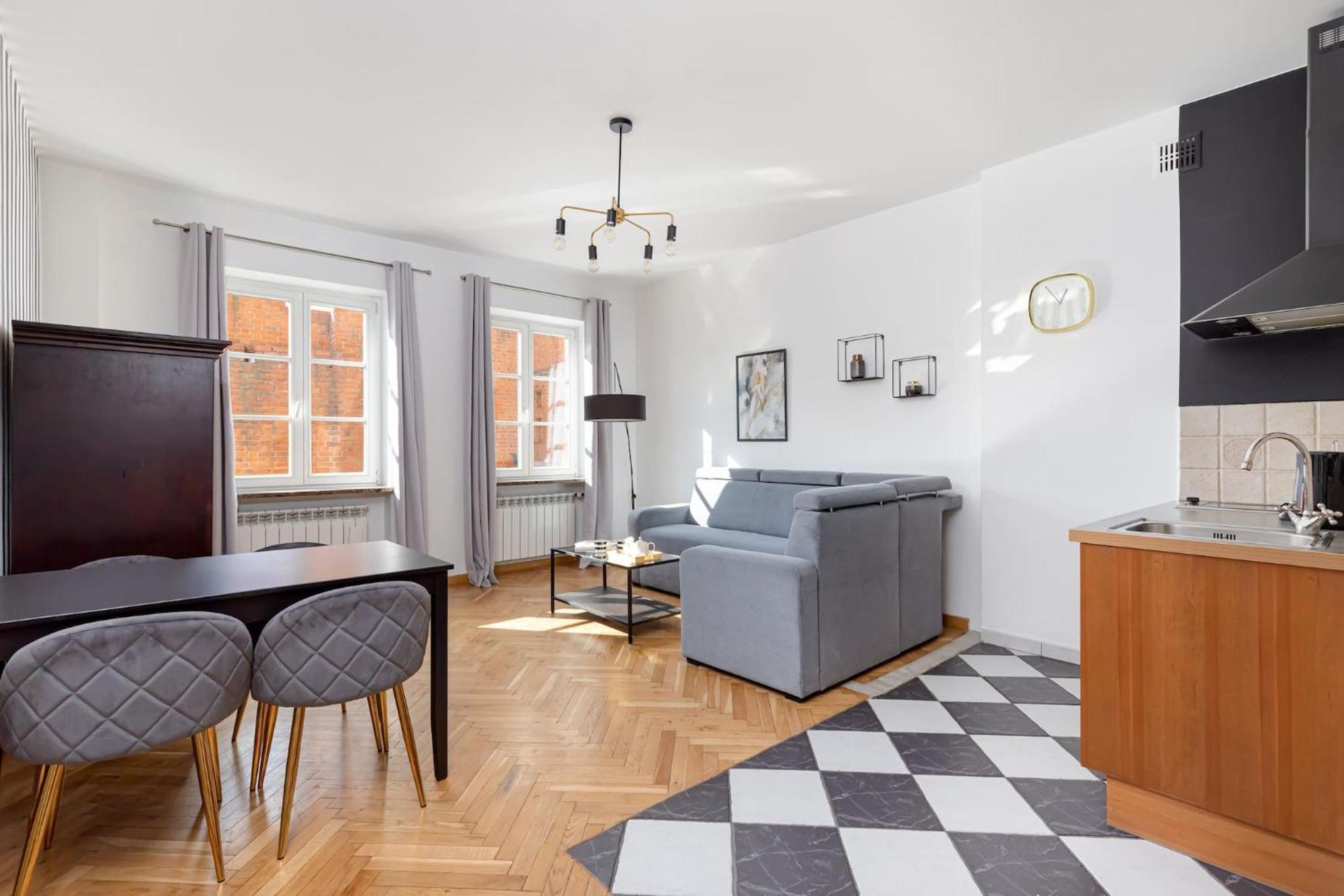 Fashioned Apartment Rycerska By Noclegi Renters 바르샤바 외부 사진